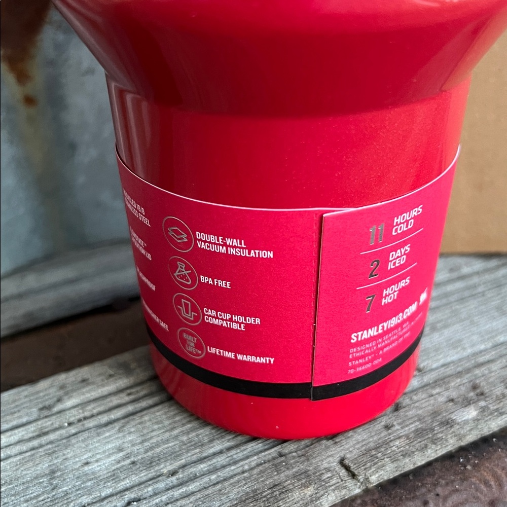 Stanley 40oz Red Delicious Tumbler Stanley and Elf Cosmetics Exclusively - NWT - Picture 8 of 16